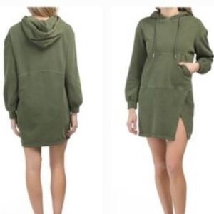 7 For All Mankind green loungewear dress.Size Xs.